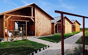 Kwitnące Jabłonie. Całoroczne Domki Wypoczynkowe